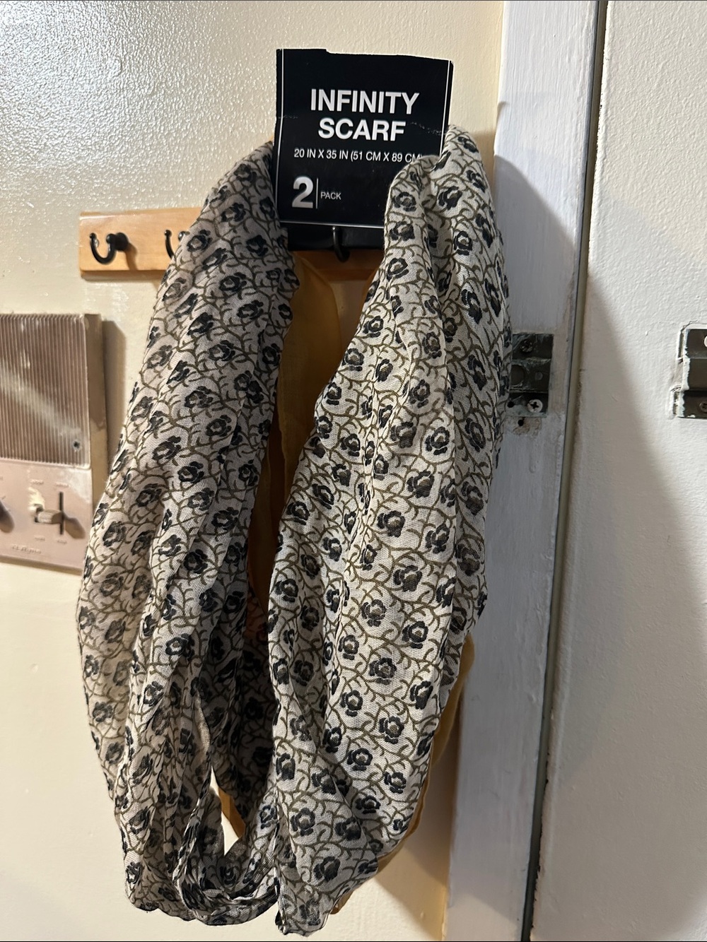 Set of infinity scarves